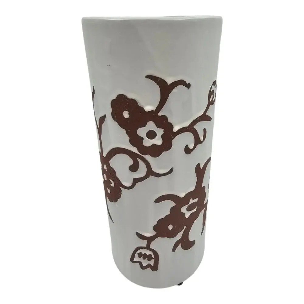 Pier 1 Terracotta Vase excellent condition white and brown
